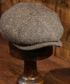 Eight Piece Pure Wool Newsboy Hat - Light Brown